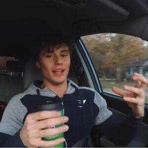 GYMSHARK - PIONEER HOODIE - VERY RARE - FEEL FREE TO SEND OFFFERS FOR TRADES TOO